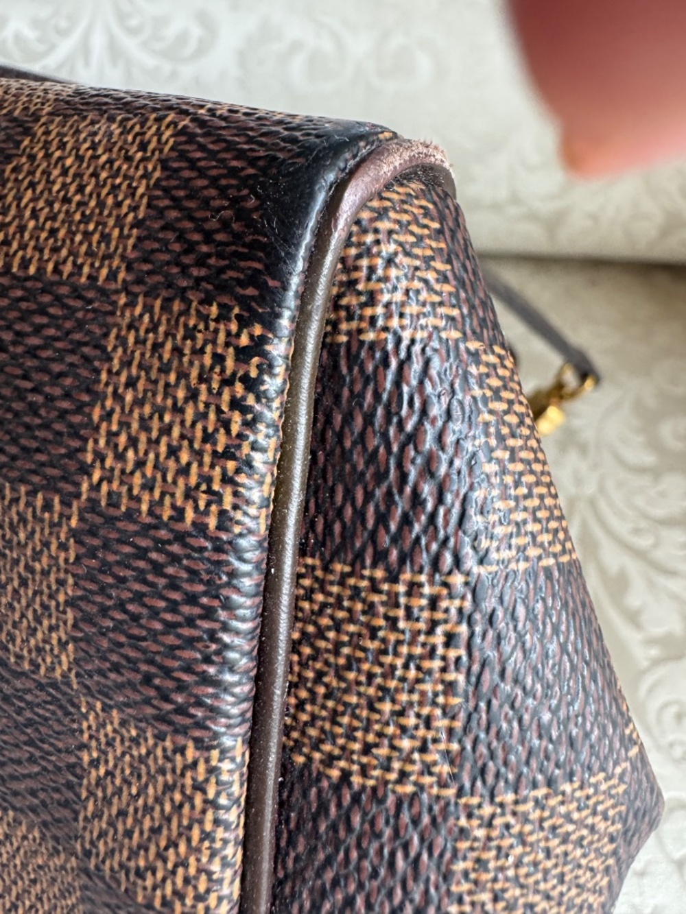 Authentic Louis Vuitton Speedy Bandouliere 35, Damier Ebene - Picture 5 of 6